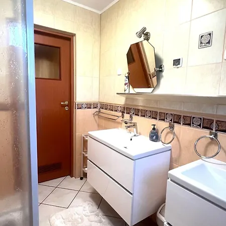 For Dom Dla 10 Osob 度假居 *