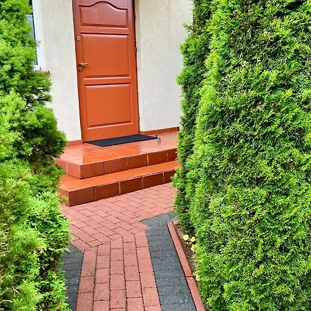 For Dom Dla 10 Osob 度假居 Białogóra