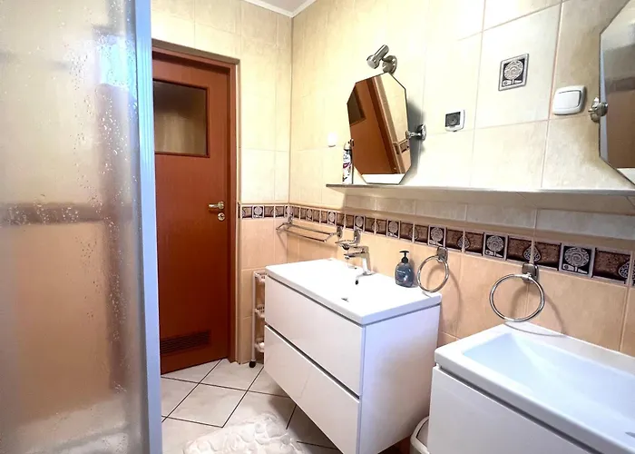 For Dom Dla 10 Osob Hébergement de vacances *